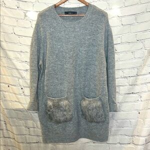 Zara Knit Gray Faux Fur Front Pockets Long Sleeve Oversized Sweater Dress Medium